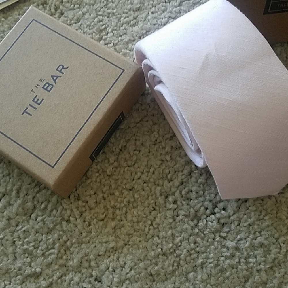 Tie bar pink blush tie and pocket square